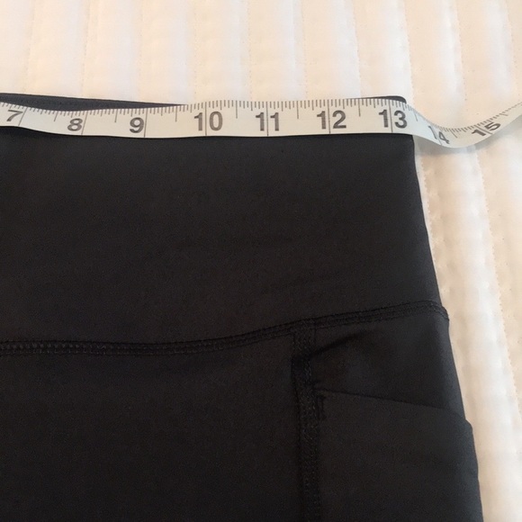 NWT Black Compression Ankle Leggings - Picture 8 of 9